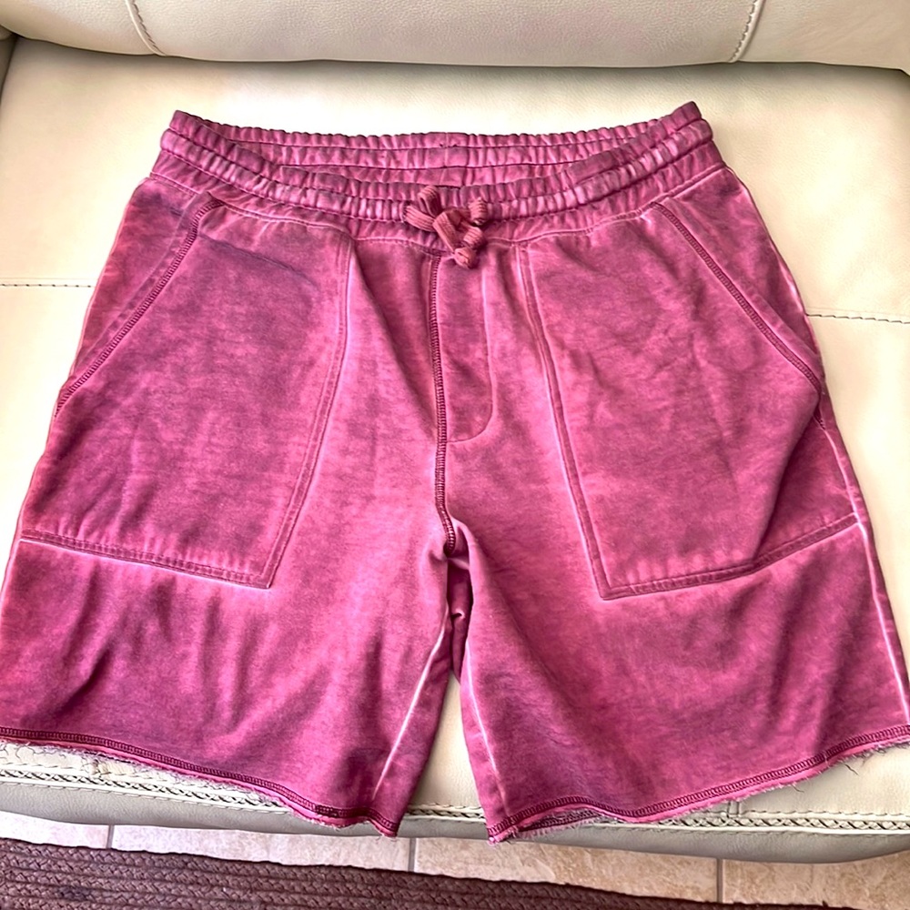 🐾 SOLD 🐾 Shorts